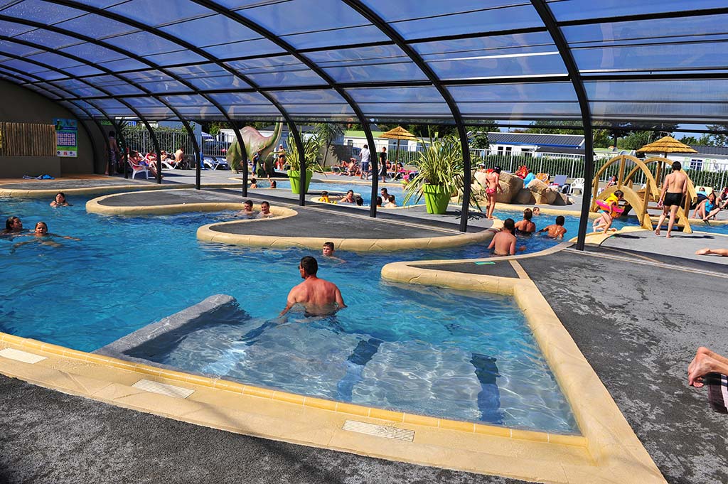 camping avec piscine couverte