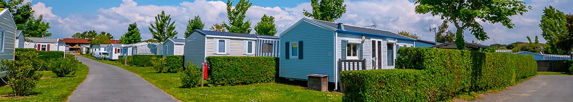Header HÉBERGEMENTS